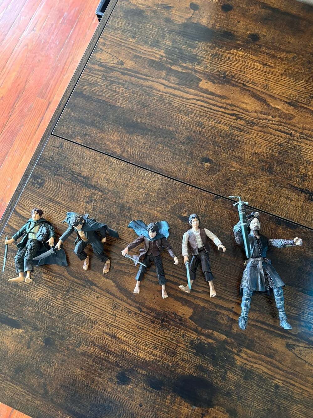 Lot of 5 Lord of the Rings Toy Biz Action Figures